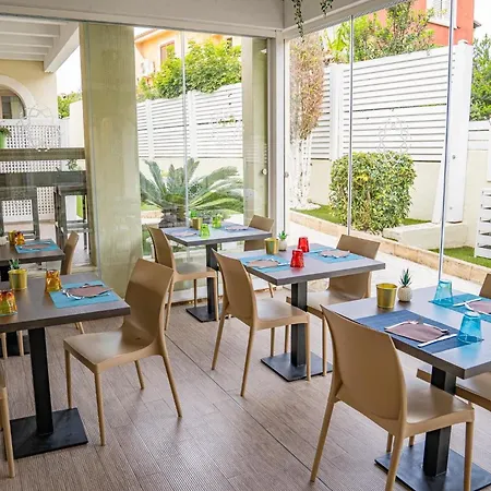 Отель Suimi's 3*